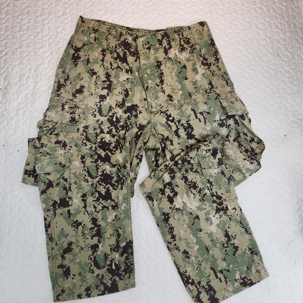 MEDIUM LONG U.S. Navy Pants Working Uniform Type III NWU Seals Digital Camo